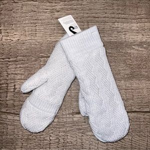 NWT Lululemon chevron knit mittens HCUG GREY ONE SIZE